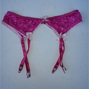 Exposed Garter belt size S/M